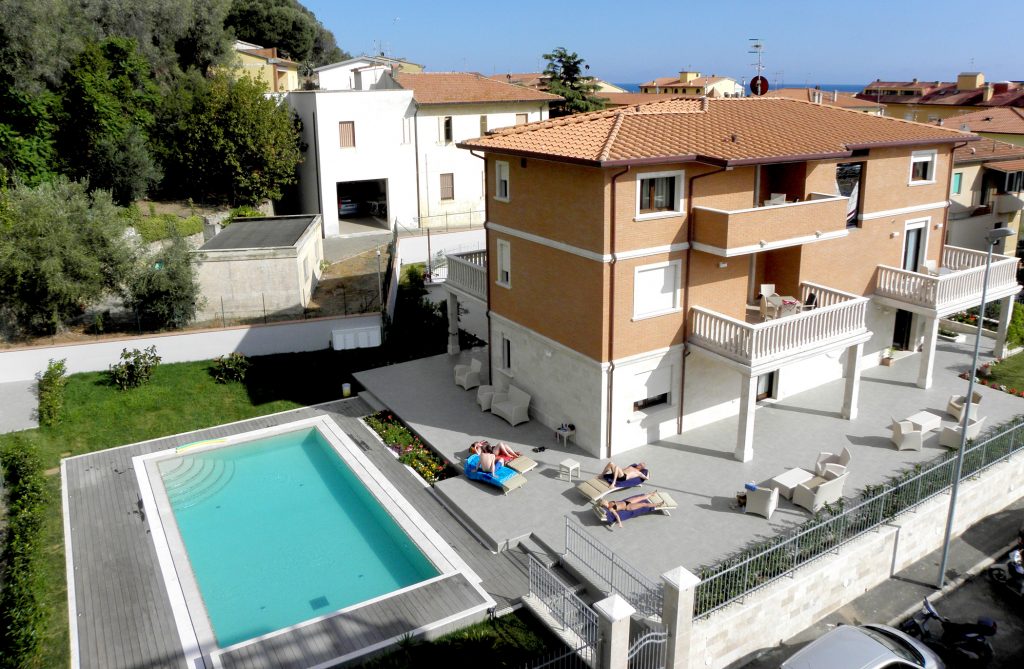 Appartamenti con piscina a Castiglione della Pescaia - Villa Ancora