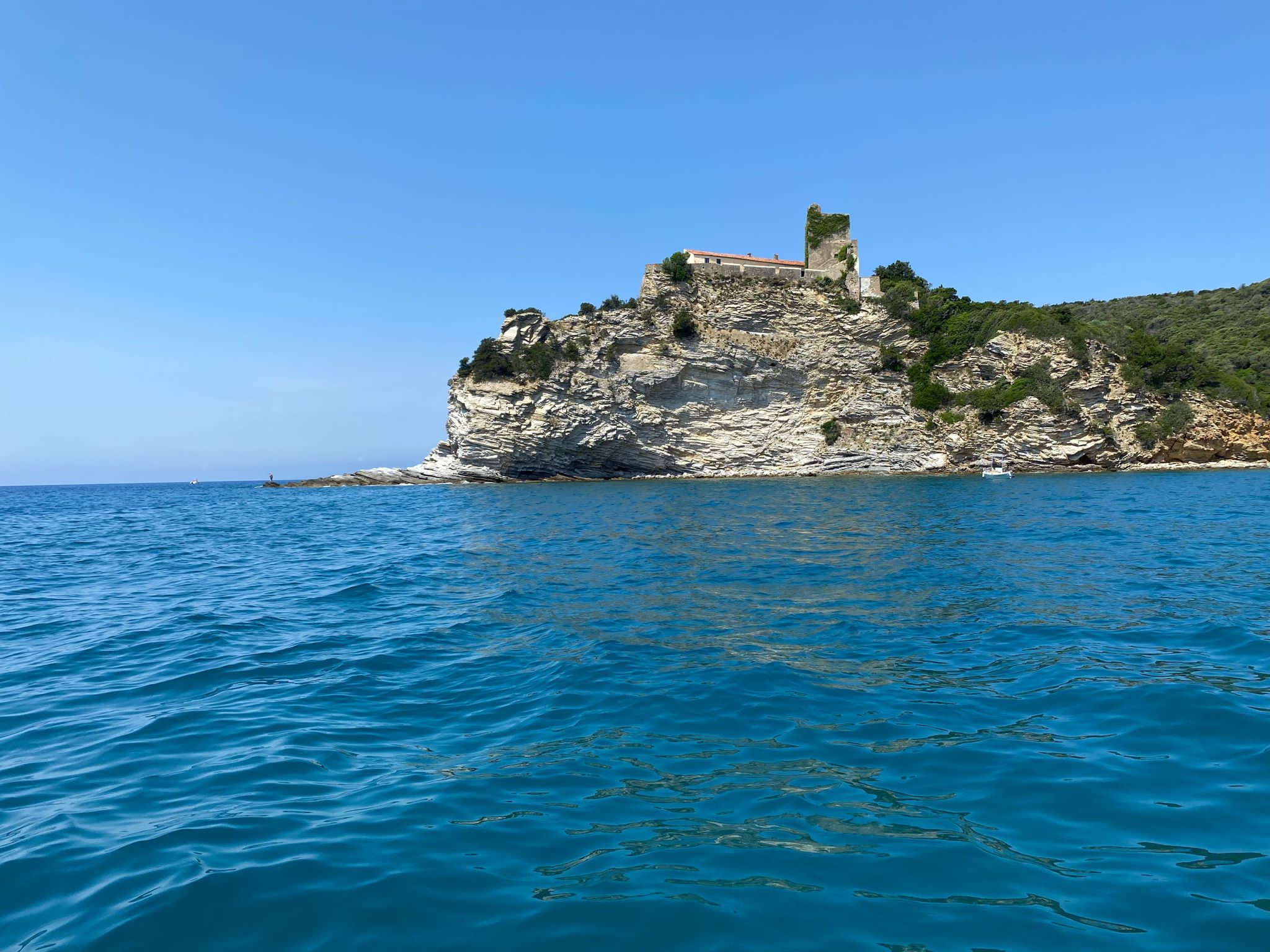 la spiaggia delle rocchette, residence con piscina castiglione della pescaia villa ancora